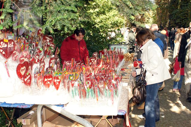 zdjęcie stoiska z lizakami